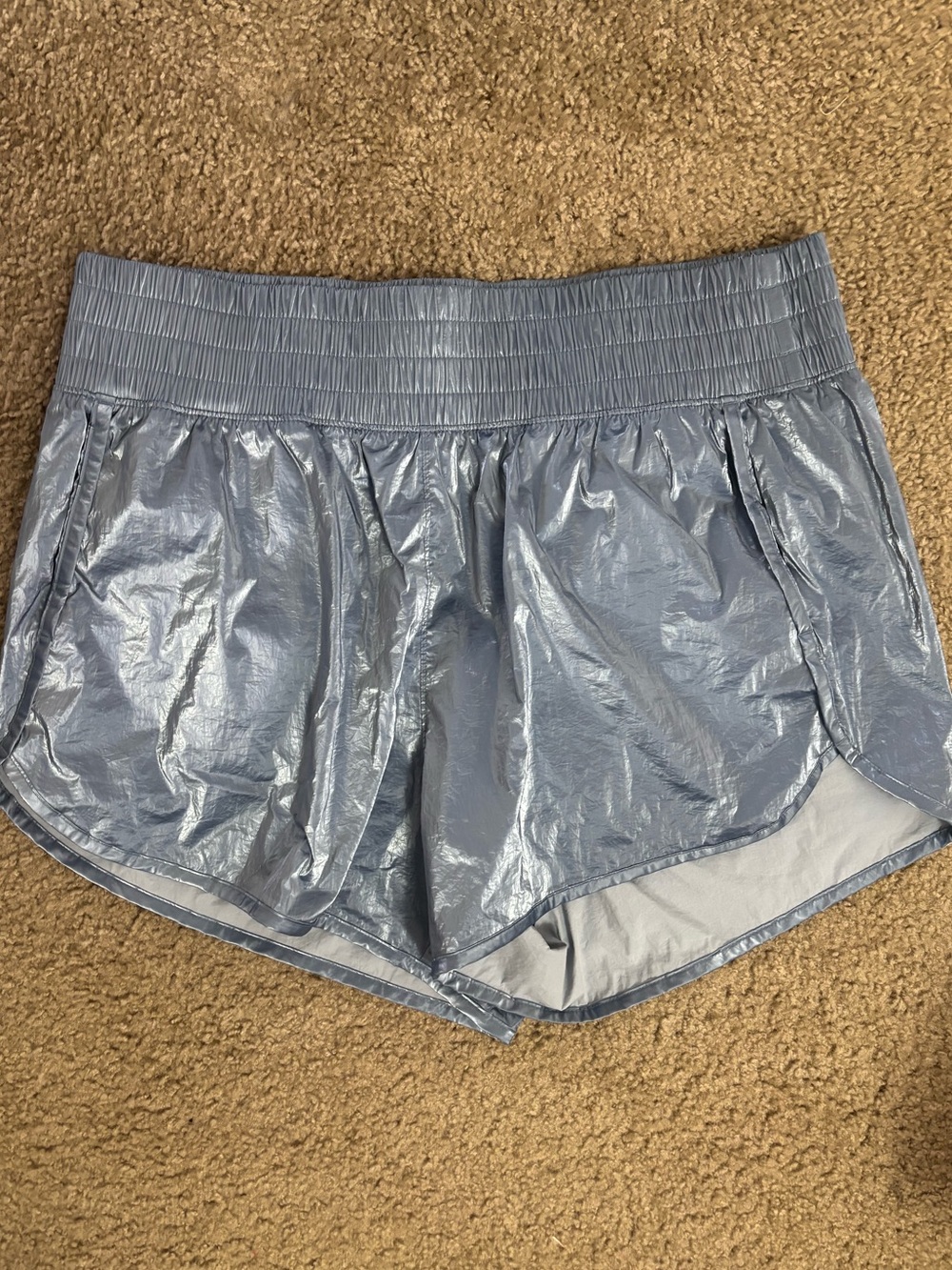 GapFit high rise metallic blue shorts with pockets size L